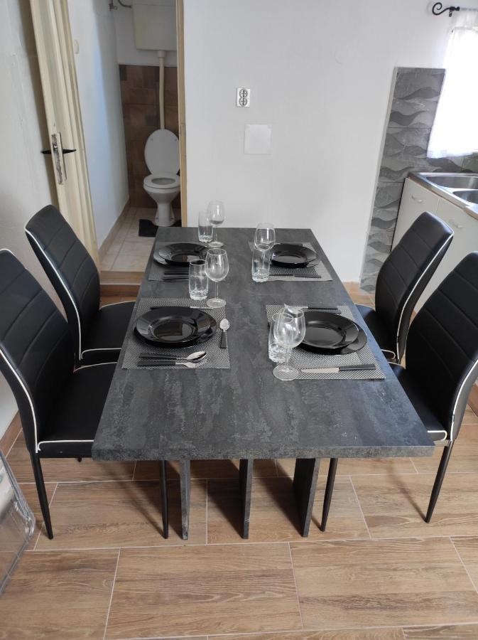 Apartman เซลเซ ภายนอก รูปภาพ